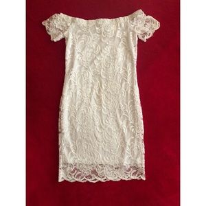 White lace off the shoulder dress